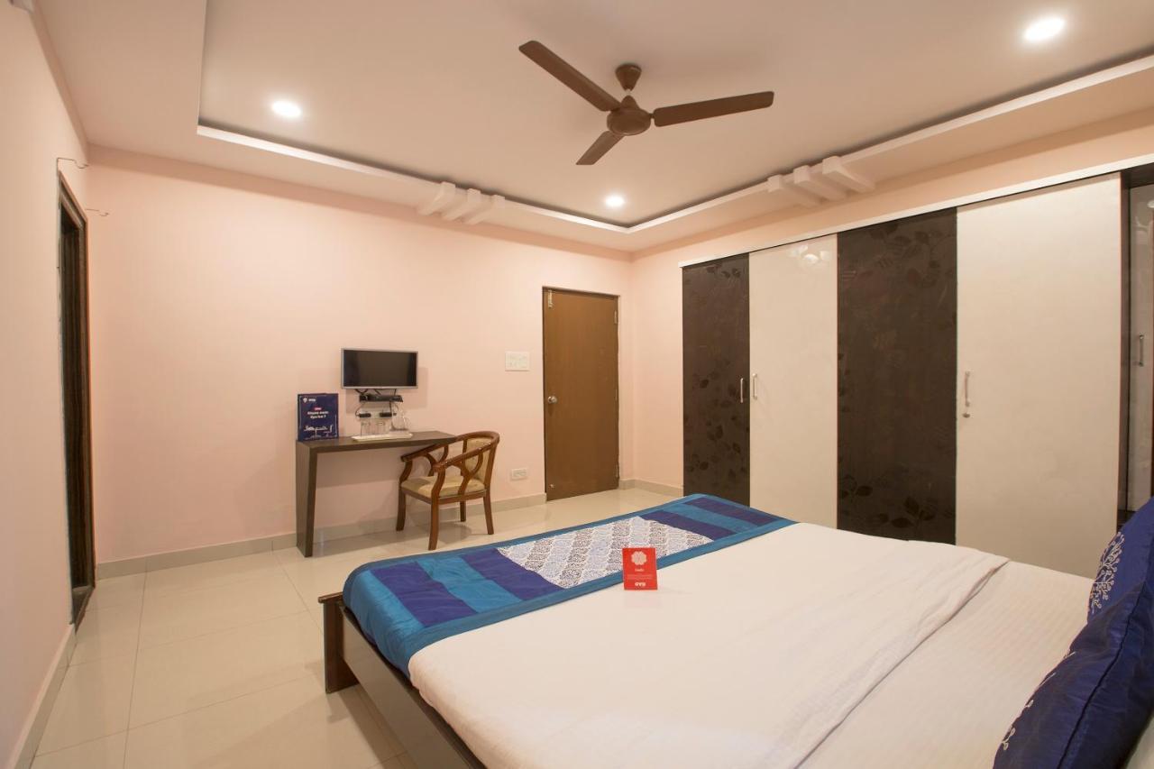 Oyo 10373 Apartment The Icon Homes 하이데라바드 외부 사진